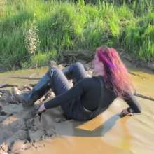 DungeonMasterOne: Maude in the Mud in Flexothane Dungarees!
