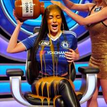 messyfootballshirtgirls: 