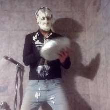 WETColours: Pie in the Face and the Black Shirt and Final Shower