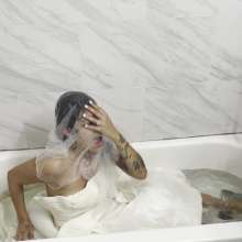 ms-pie-oneer: Pie-oneer Wedding Dress in Bath