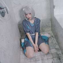 RSSRuinStreetStyle: Angelic Messy Girl Black Slime Bath--Her Outfit Gets Super Shiny