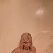 Slimed Models: Scarlett Slimed With Dog Food