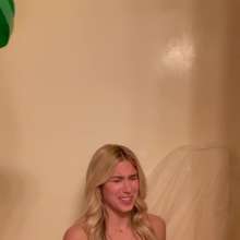 Slimed Models: Scarlett Slimed With Dog Food