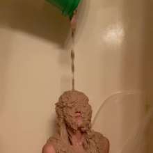 Slimed Models: Scarlett Slimed With Dog Food