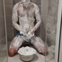 NynoGunge: Shaving Cream Fun Naked!