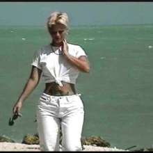 wamtec: Shawna in Wet White Jeans