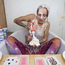 Jeremy Custard: Splosh Casino Home Edition with April Paisley 3