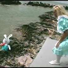 wamtec: Tracie As Alice in Wonderland