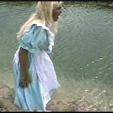 wamtec: Tracie As Alice in Wonderland