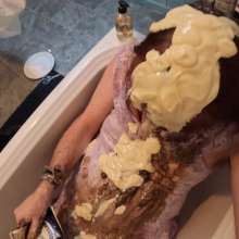 Kelly-Le-Frock: TS POV Sploshing in the Bath : Custard, Pies, Trifle XXX