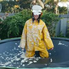 Thefetishgirl: Very Messy Rainwear