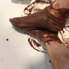 jamcustard22: White trainer socks n choc moose..
