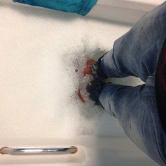 jamcustard22: Relaxing clothed bath after work