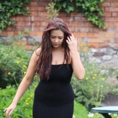 LisaMoomin: LucyG's First Wetlook Shoot!