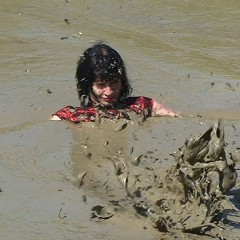 FOXY: New video in deep mud