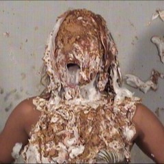 Anglefan.com: Amazing Luisa pie scene