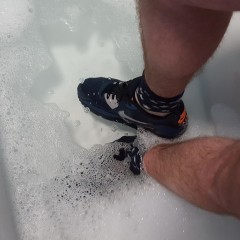 jamcustard22: new 95 take a bath