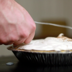 jilly: Bj+cum Pies: Don't mess up my hair!
