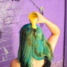 DungeonMasterOne: Turquoise-haired Daisy fills her hotpants with honey and cream