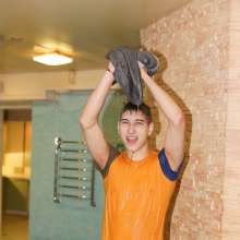 wetlookercom: 10 guys + 1-day Discount!