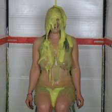 bosunbob: Messy Jessie and JellynCustard in our first HD video