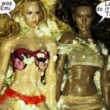 Bobographer: At last--Emi and Tina together in a giant pie