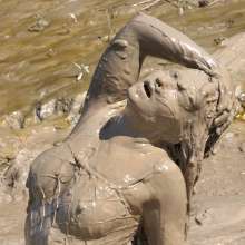 FOXY: last part Ayako mud performance