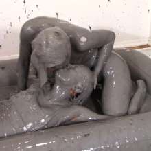 Messygirl: Pics from 3 New Messygirl Downloads!