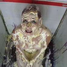 bosunbob: Harley stands in for Annabelle and takes the pies