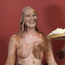 MissT: Valentines Day Pie with Satine Spark