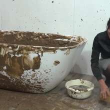 MostWam: Charlotte And Corrine Mud Cleaning