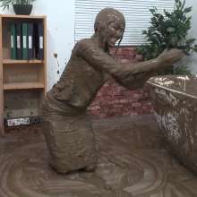 MostWam: Charlotte And Corrine Mud Cleaning