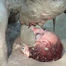 FOXY: lesbians in mud--videos downloadables