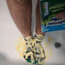 jamcustard22: Custard socks