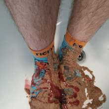 jamcustard22: Messy socks