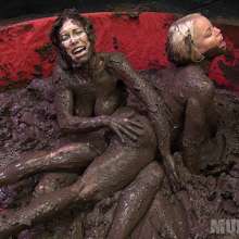wamfan: Mud Wrestling Video: Music Video Star