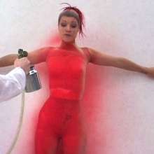 FOXY: Mina, red and paint gun
