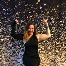 mrsbee: Mrs. Bee's Night at the Opera... not!  Some glam wam, though!