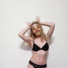 Top Messy Girls: Clown in Lingerie