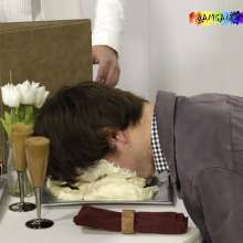 WamtasticUK: Customers Pick on Waiter and Get Served Lots of Mess