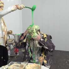 WamtasticUK: Customers Pick on Waiter and Get Served Lots of Mess