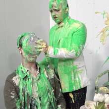 WamtasticUK: Customers Pick on Waiter and Get Served Lots of Mess