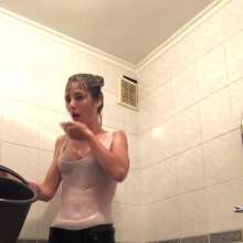 Top Messy Girls: Gets a Lot of Buckets of Water in the Bathroom