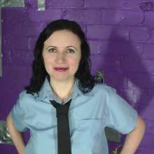DungeonMasterOne: Honeysuckle's Uniform Bath Time