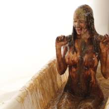 HotWamHD: Lane's Extreme Gunge Bath