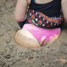 QS4Ever: Look Under Skirt: Tiny