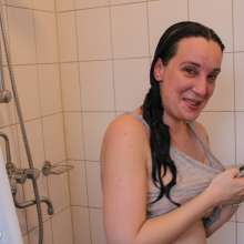Wamtastic Jessica: Ann Goes for a Hooded Shower (Includes Stripping)