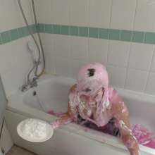 TheGungeZone: Bad Dolly's Mega Gunge Bath