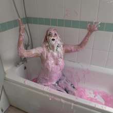 TheGungeZone: Bad Dolly's Mega Gunge Bath