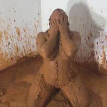 very-wet: Brenda Likes the Mud